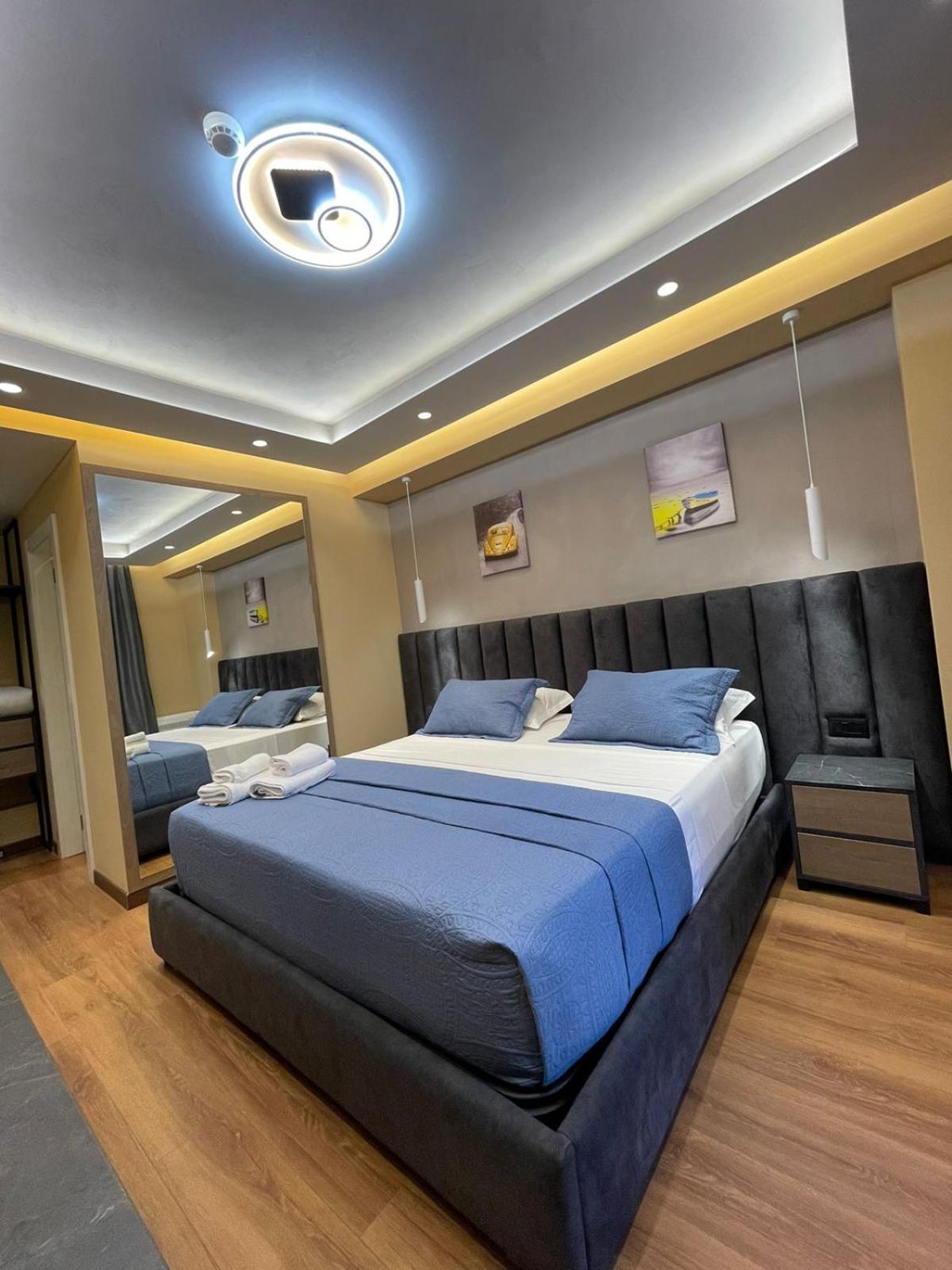 Peaky Hotel Durres Exterior photo