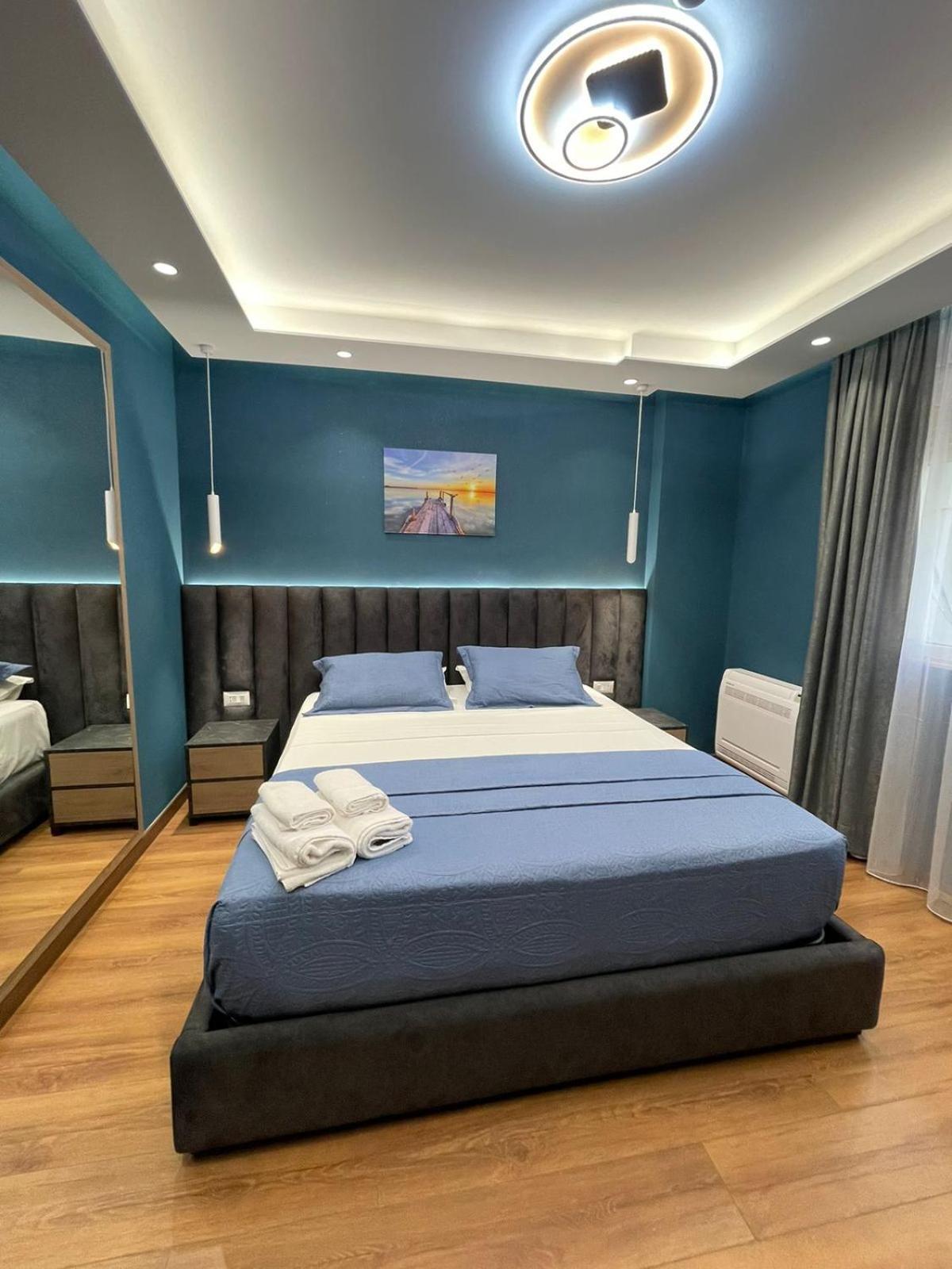 Peaky Hotel Durres Exterior photo