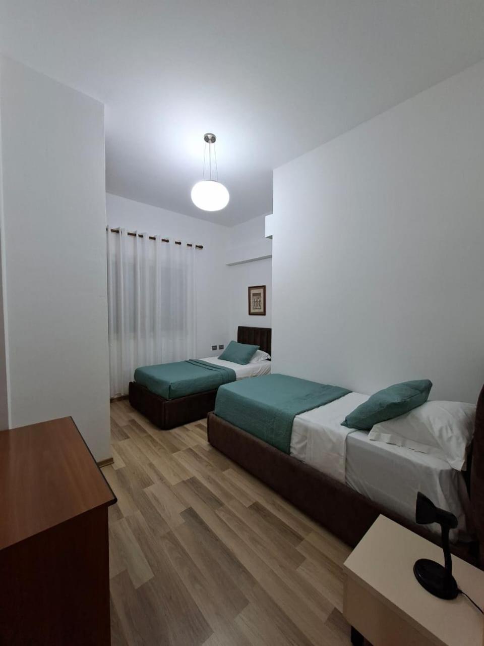 Peaky Hotel Durres Exterior photo