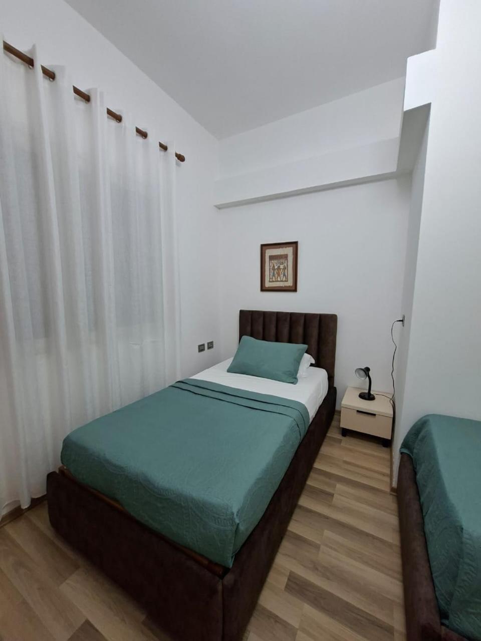 Peaky Hotel Durres Exterior photo