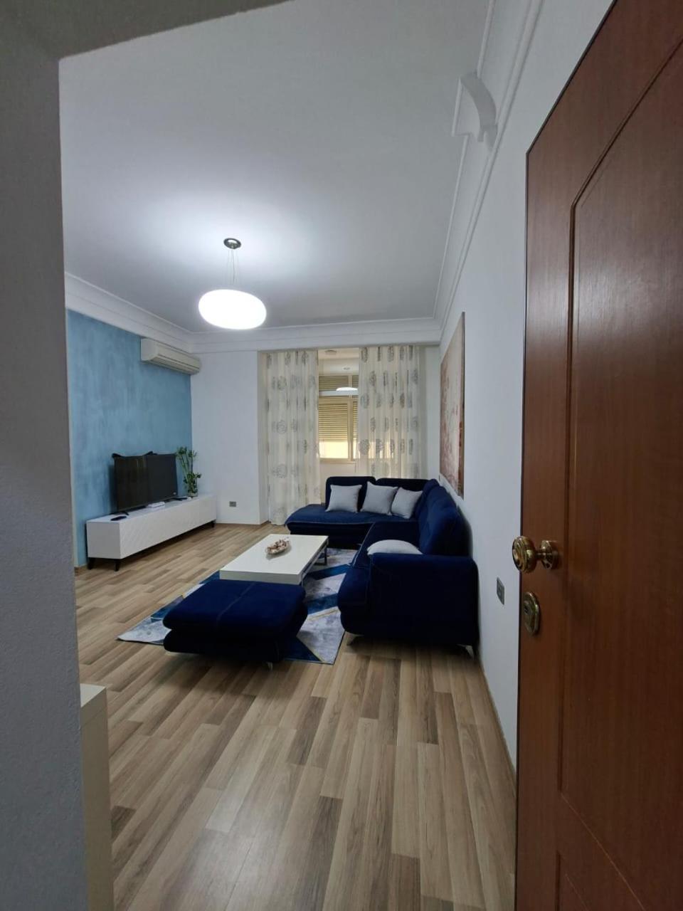 Peaky Hotel Durres Exterior photo